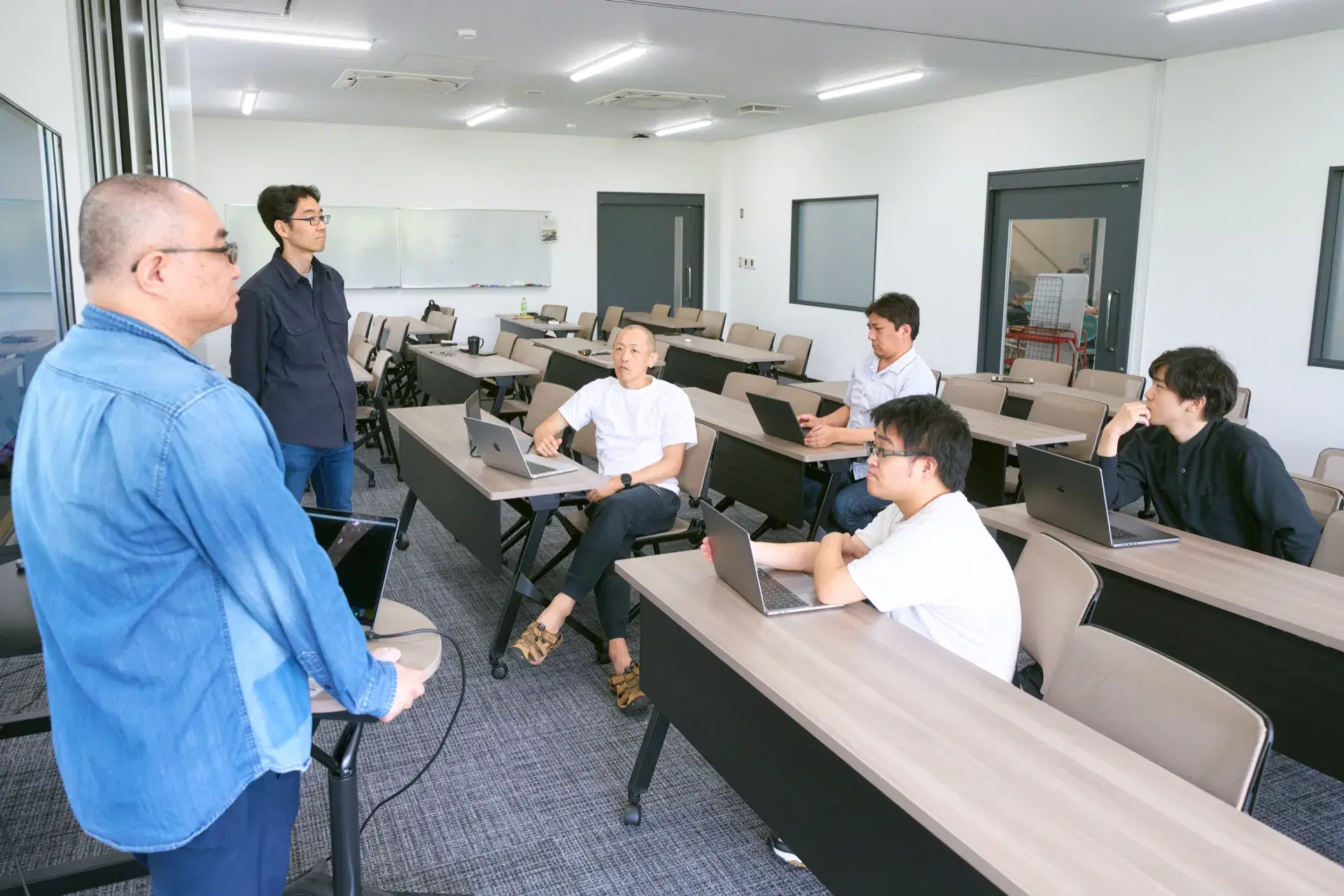 社内の様子2